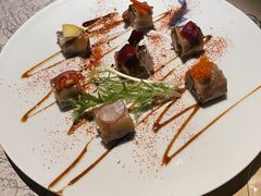 -穹六人间 people 6(岳阳路店)