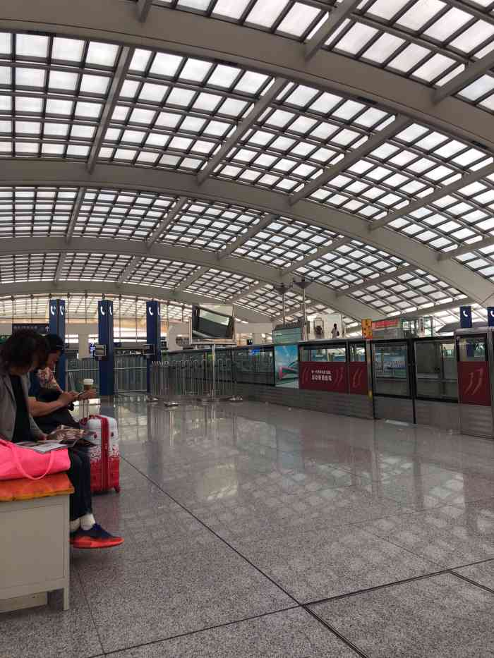 北京t3航站楼地铁图片