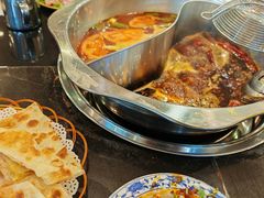 -重庆风光老灶火锅城(同德广场店)