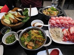 -锅色天香(巴士底区店)