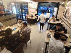 大堂-清真重庆巴爷香辣鸡煲(南小巷店)