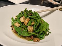 -忆江南·临江鱼馆