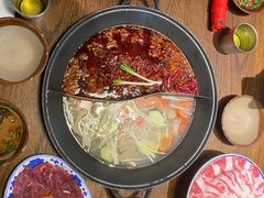 -萍姐火锅·公路夜市(武汉首店)