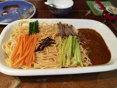 -雀舞云南菜(天津天河城购物中心店)