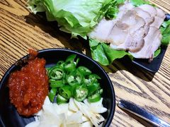 -吴草鸡爪오초닭발韩食堂(融恒盈嘉中心店)