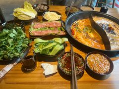 -壹兆圆重庆火锅手工炒底料(长白格林玫瑰湾店)