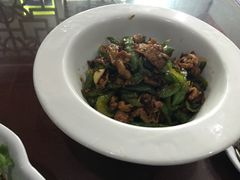 -何氏排骨(左家塘店)