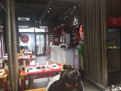 -牛華八婆火锅串串(南中环店)