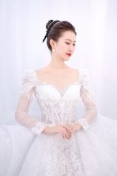 -洋洋婚纱品牌集合店