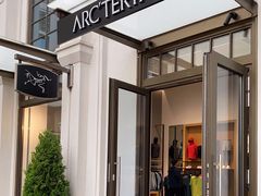 -ARC'TERYX始祖鸟(奕欧莱奥特莱斯店)