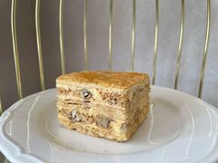 核桃拿破仑-黛汀烘焙DAINTY BAKERY(代字行合生汇店)