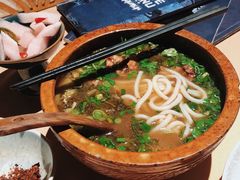 花溪牛肉粉-山石榴·贵州菜(丰盛里店)