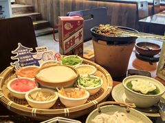 -包整·丝娃娃(甲秀楼景观店)