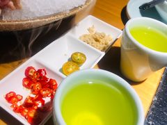 -洪氏嗨捞·广东猪肚鸡·椰子鸡火锅(西咸万象城店)