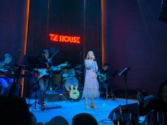 -TZ House音乐现场(来福士中心店)