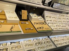 -LOHO眼镜店(青浦宝龙店)