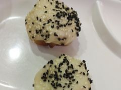 -小杨生煎(金山百联购物中心3楼店)