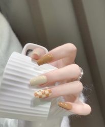 -星辰·新中式美甲美睫工作室