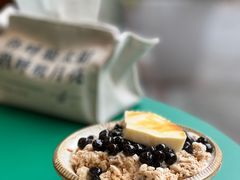 焦糖乌龙奶茶冰-堂屋糖水店(愚园店)
