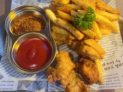-埠口精酿夜景餐酒吧· BREWPORT BISTRO(长嘉汇重庆之眼店)