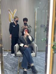 -DO A HAIRSTYLE