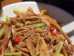 -老湘村·湖南土菜(天河维多利店)