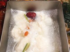 -东巴人鱼豆花火锅(幸福街店)