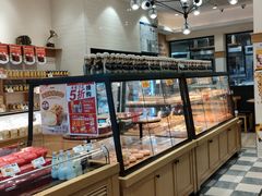面包甜点陈列柜-味多美蛋糕(古城店)