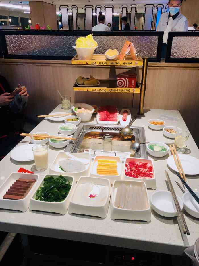 海底捞火锅(大良大信新都汇店)