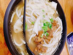 -鑫花溪牛肉米粉(文星广场店)