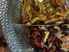 -小鱼小牛·鱼牛干锅·脆鱼火锅(世欧广场店)