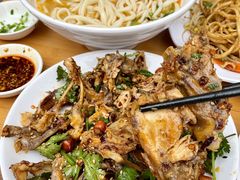 -萍姨抻面馆·鸡架冒菜(清湖店)