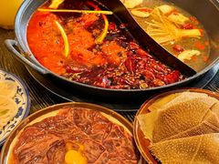 -冯校长老火锅(中联广场店)