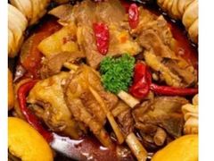 -九妹农家大铁锅东北菜(江湾店)