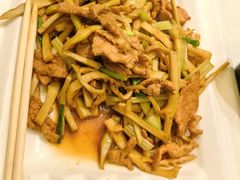 -九头鹰家宴(岳家嘴店)