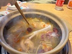 -邹开喜·炭炉鸡煲·海鲜火锅(虹口足球场店)