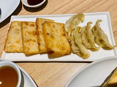 -必胜客(阿罗海店)