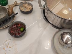 -喃喃椰·糟粕醋·椰子鸡火锅(七堡花园店)