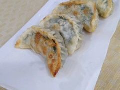 煎饺子-君之悦酒家(容山路店)