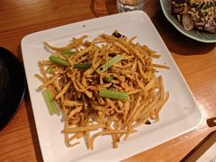 -莲餐厅·湖北菜·潜江小龙虾店(愚园路店)