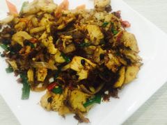 -覃记海鲜美食餐厅