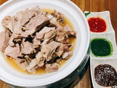 手扒肉-蒙亨·手把肉·蒙古包文化主题餐厅(天恒广场店)
