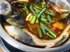 酸萝卜鱼火锅-大理.老字号渝记酸萝卜乌鱼(古城总店)