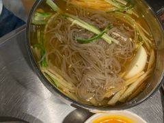 -韩聚屋韩国烤肉餐厅(新北万达店)