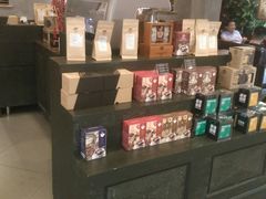 零售区-猫屎咖啡(陶溪川店)