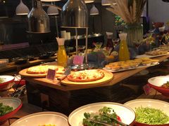 自助取餐区-茅庐川菜