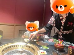 -山川小町·极番烧肉(新地假日广场店)