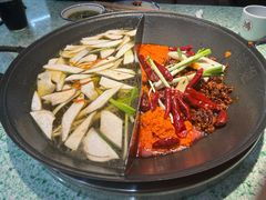 -鸿姐老火锅(疁城新天地店)