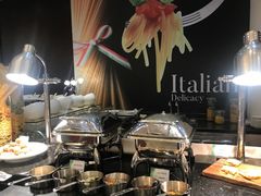 自助取餐区-亮马河饭店翠雅咖啡厅