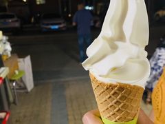 -古老冰山特色冰淇淋店(艾提尕尔店)